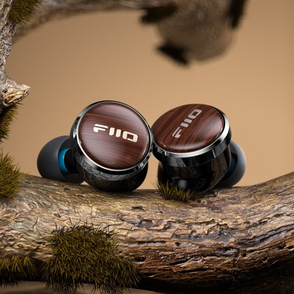 FiiO FP3, In-Ear Monitors: Planar 14.5mm Wooden Faceplate HiFi Audiophile Earphones IEM (Fiio FP 3)