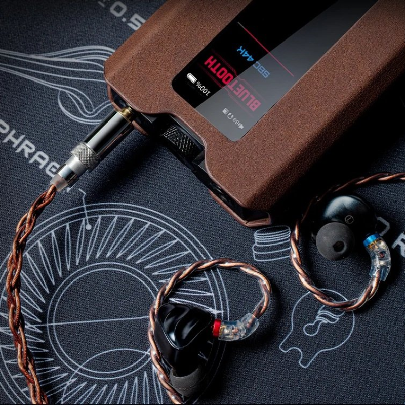 FiiO LC-RC 2024, In-Ear Monitors Upgrade Cable: High-Purity Furukawa Copper MMCX IEM Cable with Swappable Plugs (LCRC)